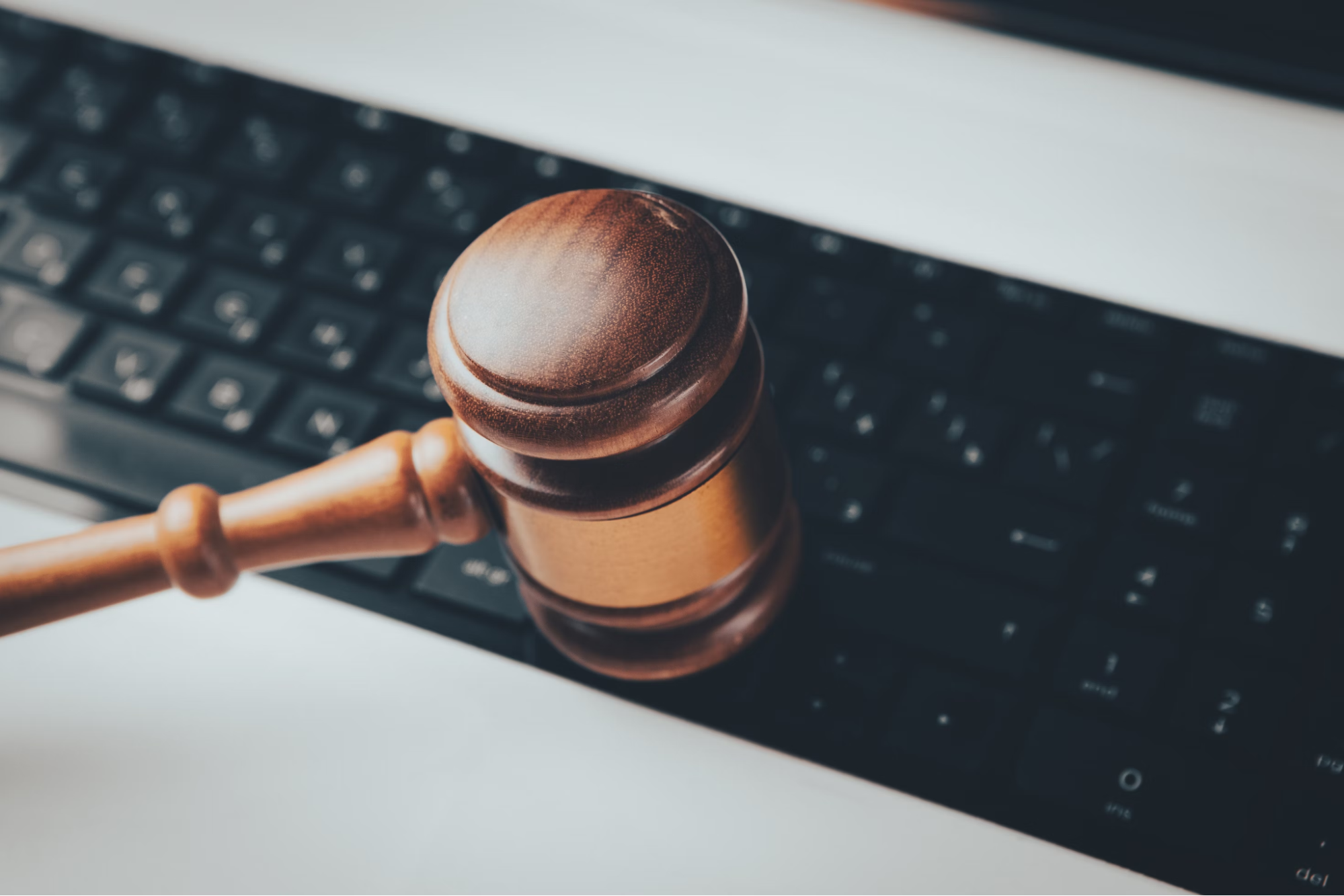 Best Solo Law Firm Software - A Complete Guide